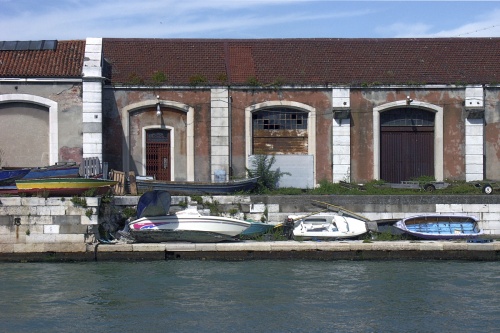 Barque à sec