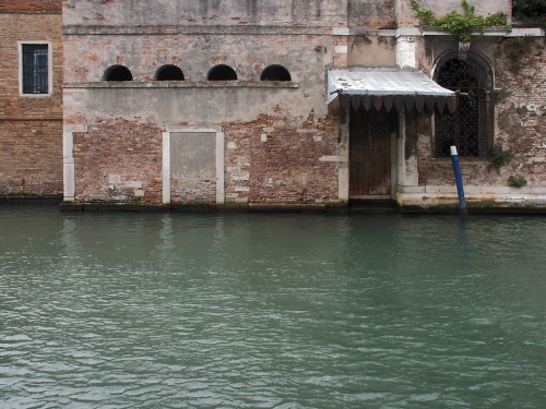 Porte d\'eau