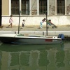 Barque grise avec gang